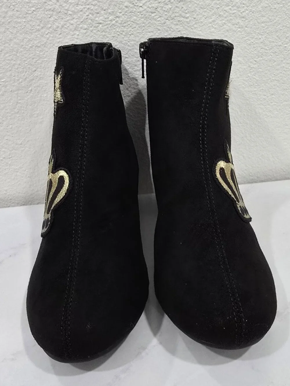 The Children’s Place ✦ Black Embroidered Ankle Boots ✦ Crown Star Bee Accents 5